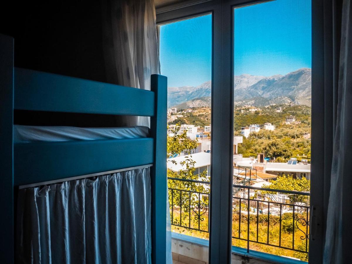 Sun Bakers Hostel Himare Exterior photo